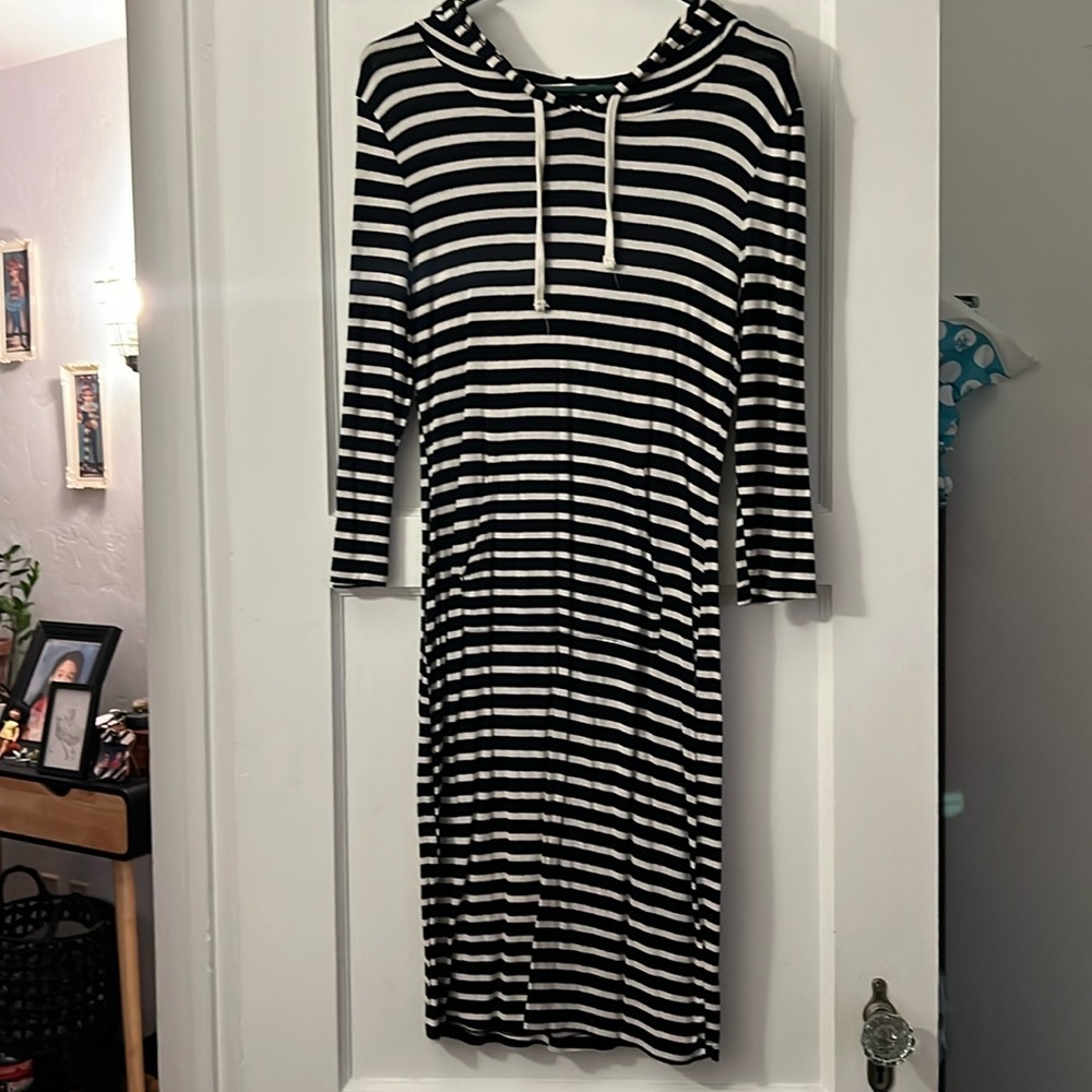 Striped hoodie dress, knee length.